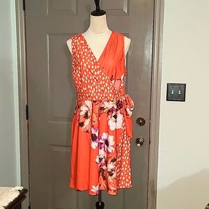 Womens Venus printed faux wrap dress Size large